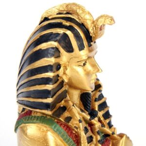 Estátua de Tutankhamon