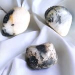 Pedra de Quartzo com Turmalina