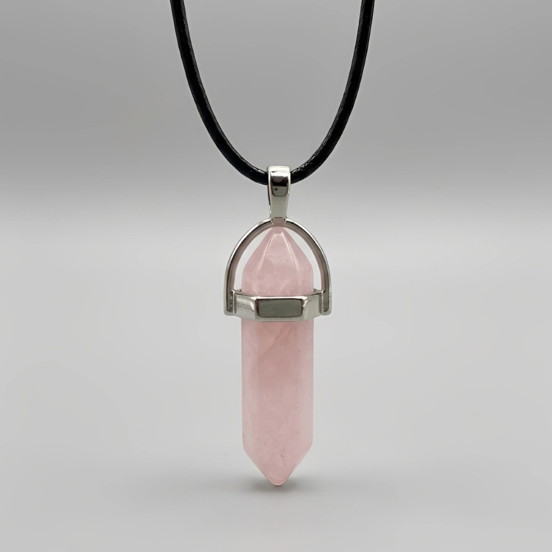 Pendente Quartzo Rosa Pendente Quartzo Rosa Biterminada Harmonia e Suavidade