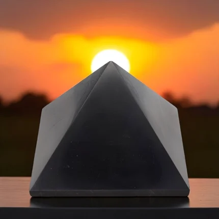 Pirâmide de Shungite