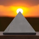 Pirâmide de Shungite