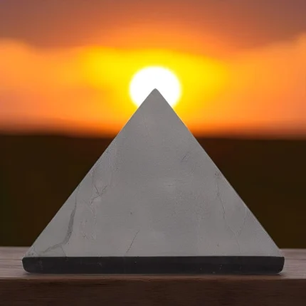 Pirâmide de Shungite