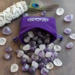 Bolsa de Veludo Roxo com Lótus