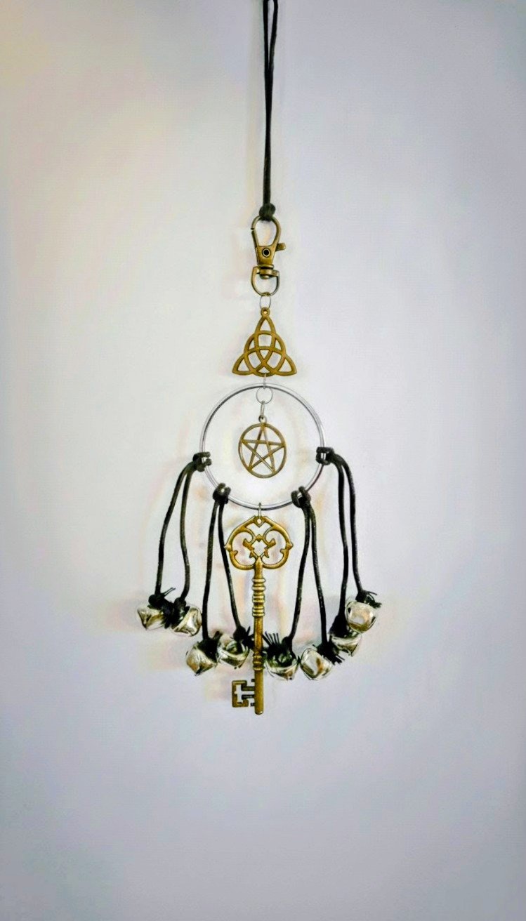 1768001774326~3 Sinos de Proteção - Image 1