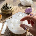 Selenita Rolada Média 2 a 3 cm para decoração esotérica